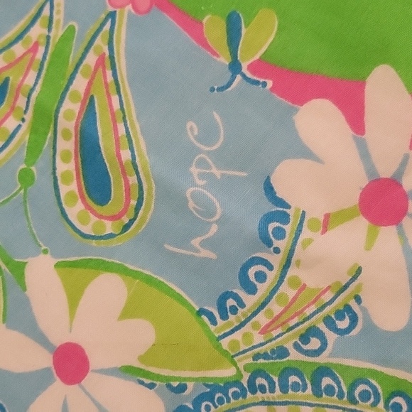 Lilly Pulitzer Ford Breast Cancer Awareness Scarf - Picture 7 of 7
